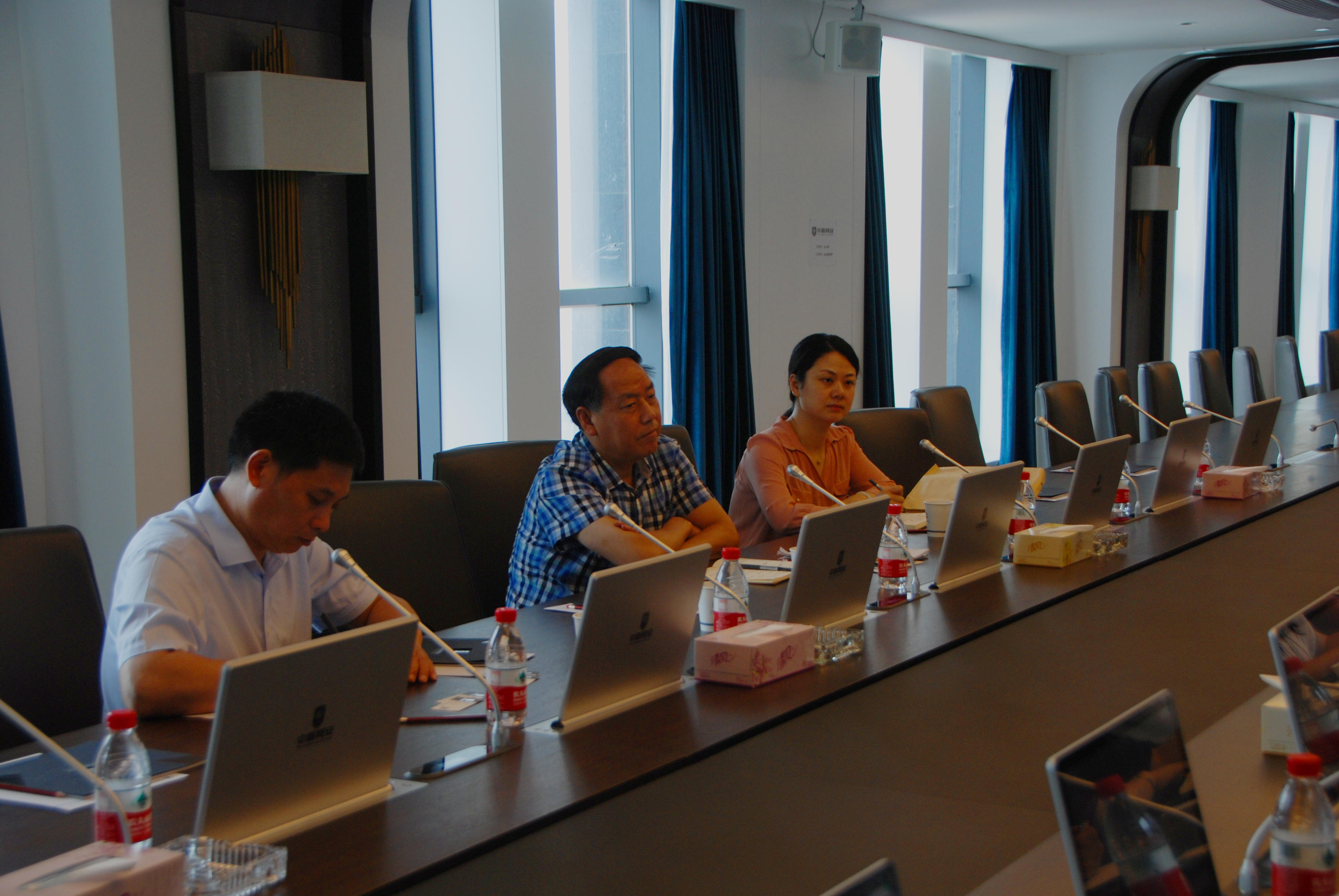 1528265000510578.jpg 1528265000510578.jpg