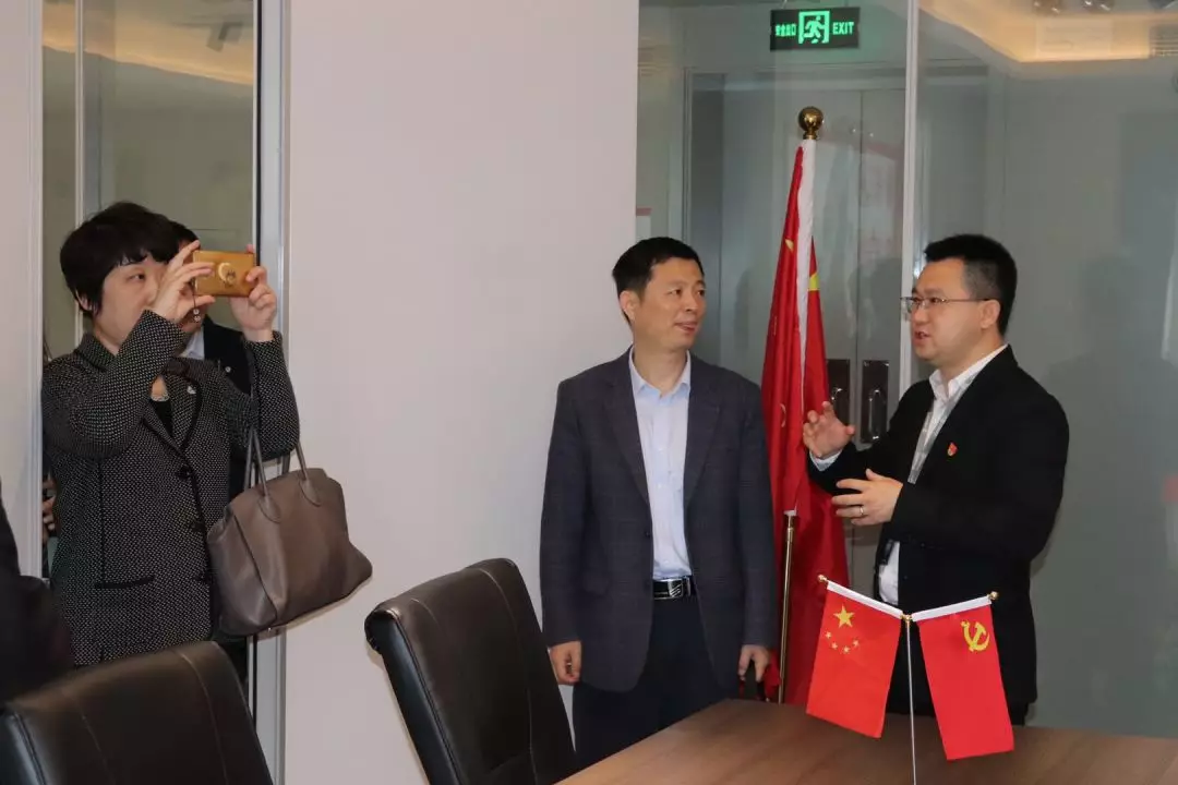 1556517140526621.png 1556517140526621.png